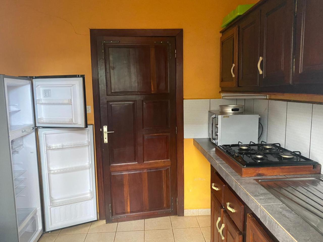 Residence Kathyly Antsiranana Buitenkant foto