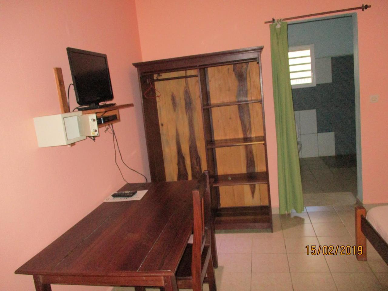 Residence Kathyly Antsiranana Buitenkant foto
